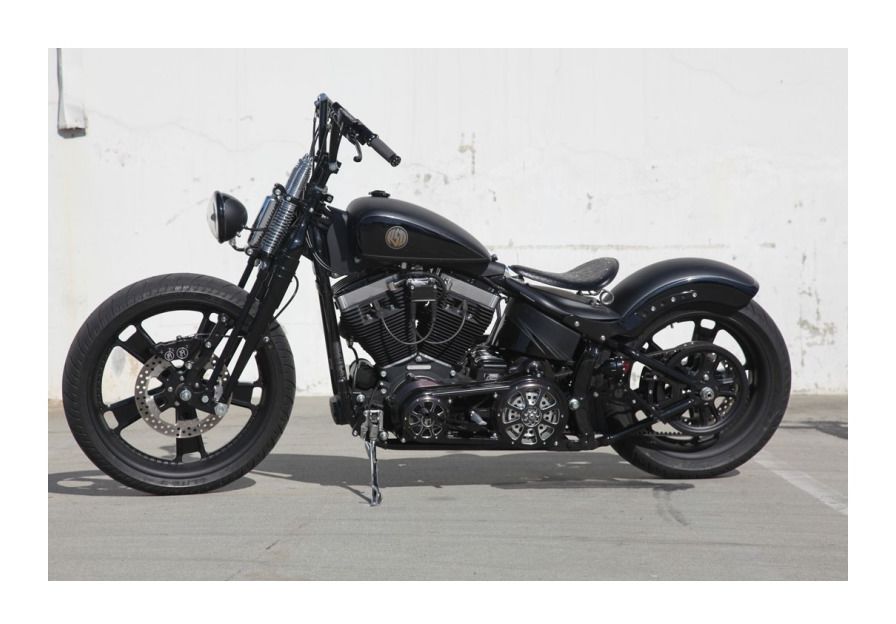 RSD Parts Roland Sands Tracker 200mm Wide Rear Fender For Harley Softail 2008-2016 - Image 2